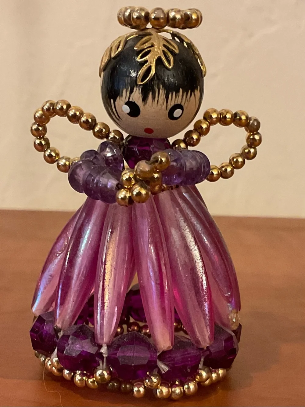 Vtg Iridescent Purple Beaded Angel Ornament/Figurine Christmas Holiday Religious